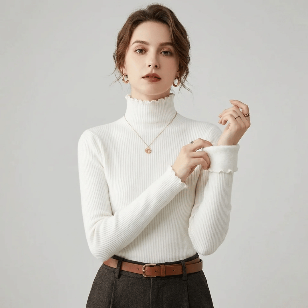 Blusa Feminina Peluciada e Canelada com Gola Alta Emma Forglows