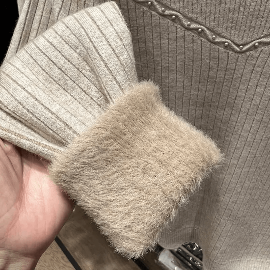 Suéter Feminino Peluciada Gola Clarice Forglows