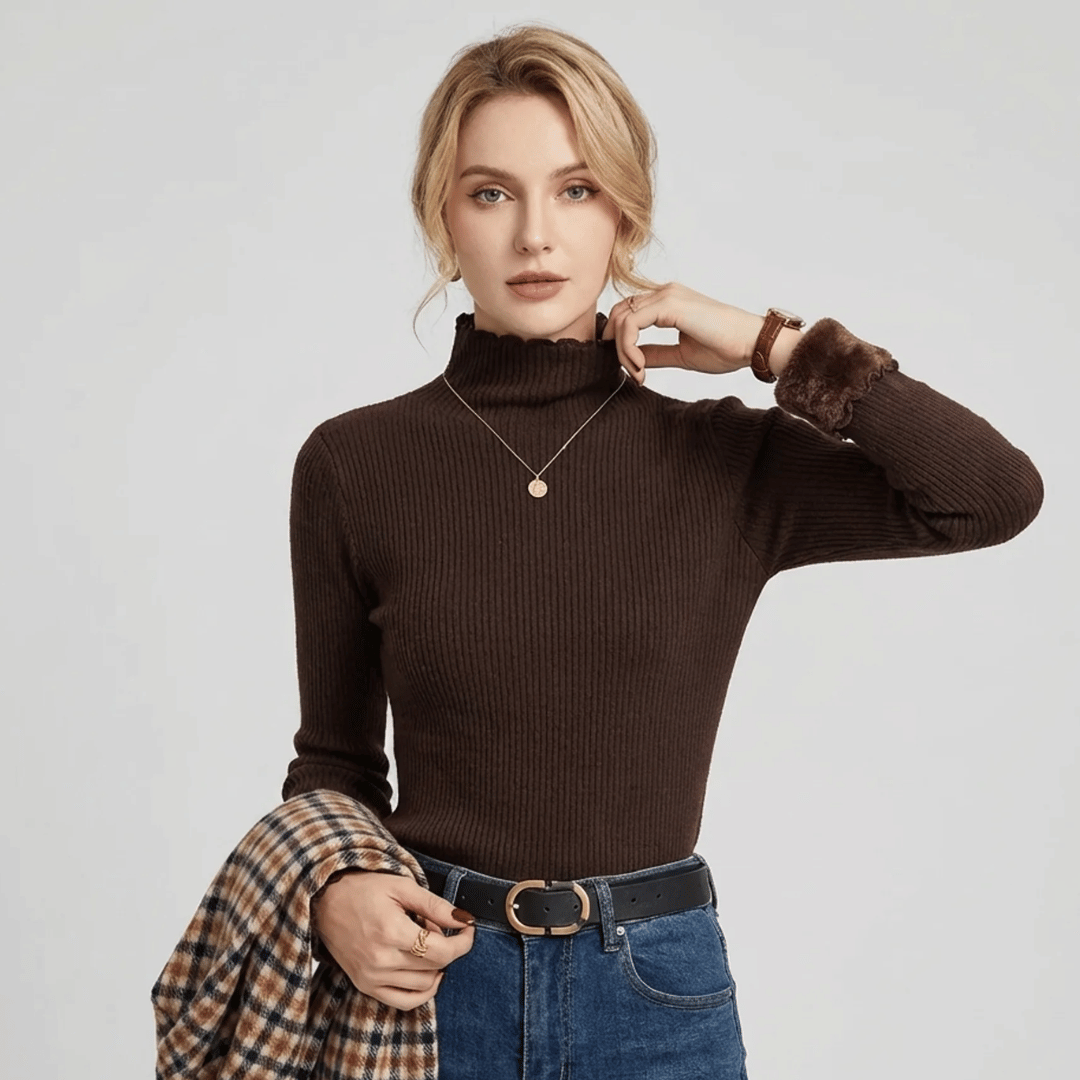 Blusa Feminina Peluciada e Canelada com Gola Alta Emma Forglows