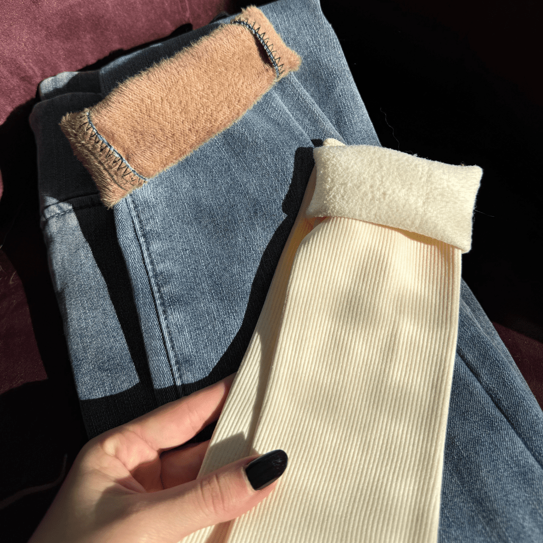 Calça Jeans Feminina Montaria Peluciada Forglows + Meia Térmica