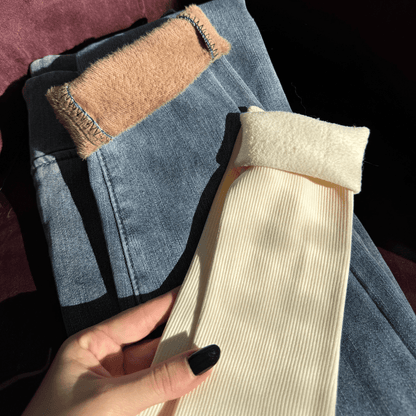 Calça Jeans Feminina Montaria Peluciada Forglows + Meia Térmica